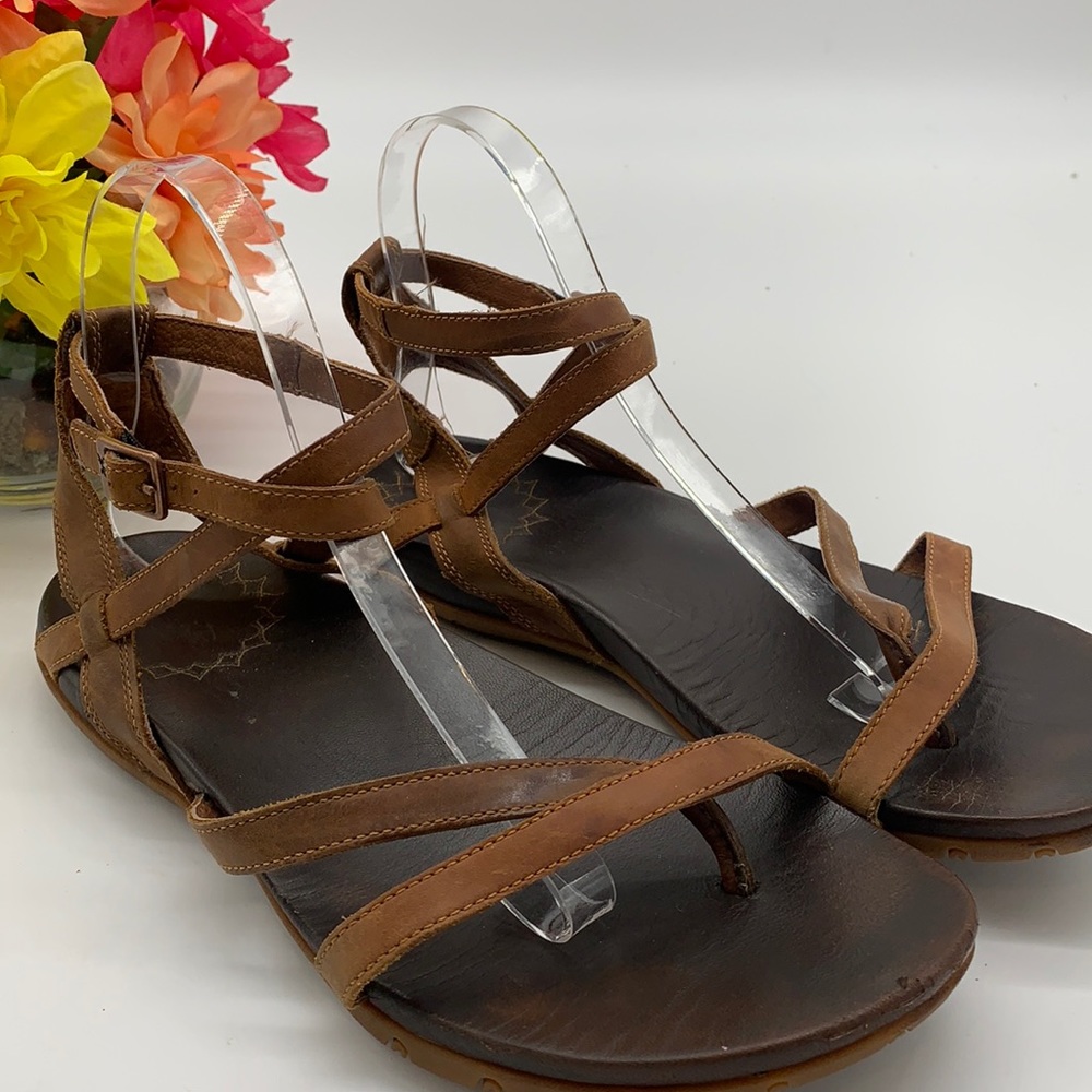 Chaco Juniper brown leather thong sandal - Sz 9